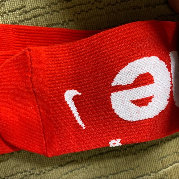 Supreme x Nike Lightweight Crew Socks Men's brand new with tags - Picture 6 of 11